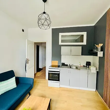 Metro Center - Centrum * Gdyně