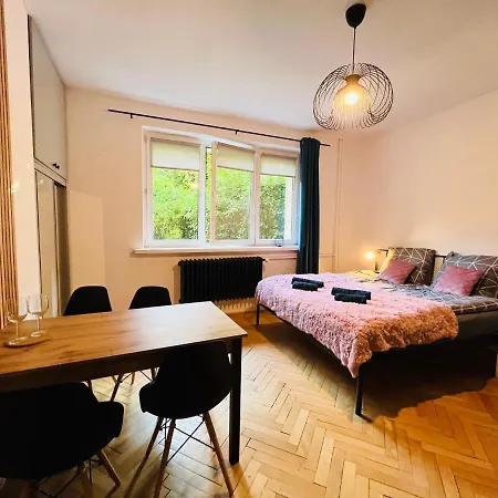 Metro Center - Centrum גדינייה